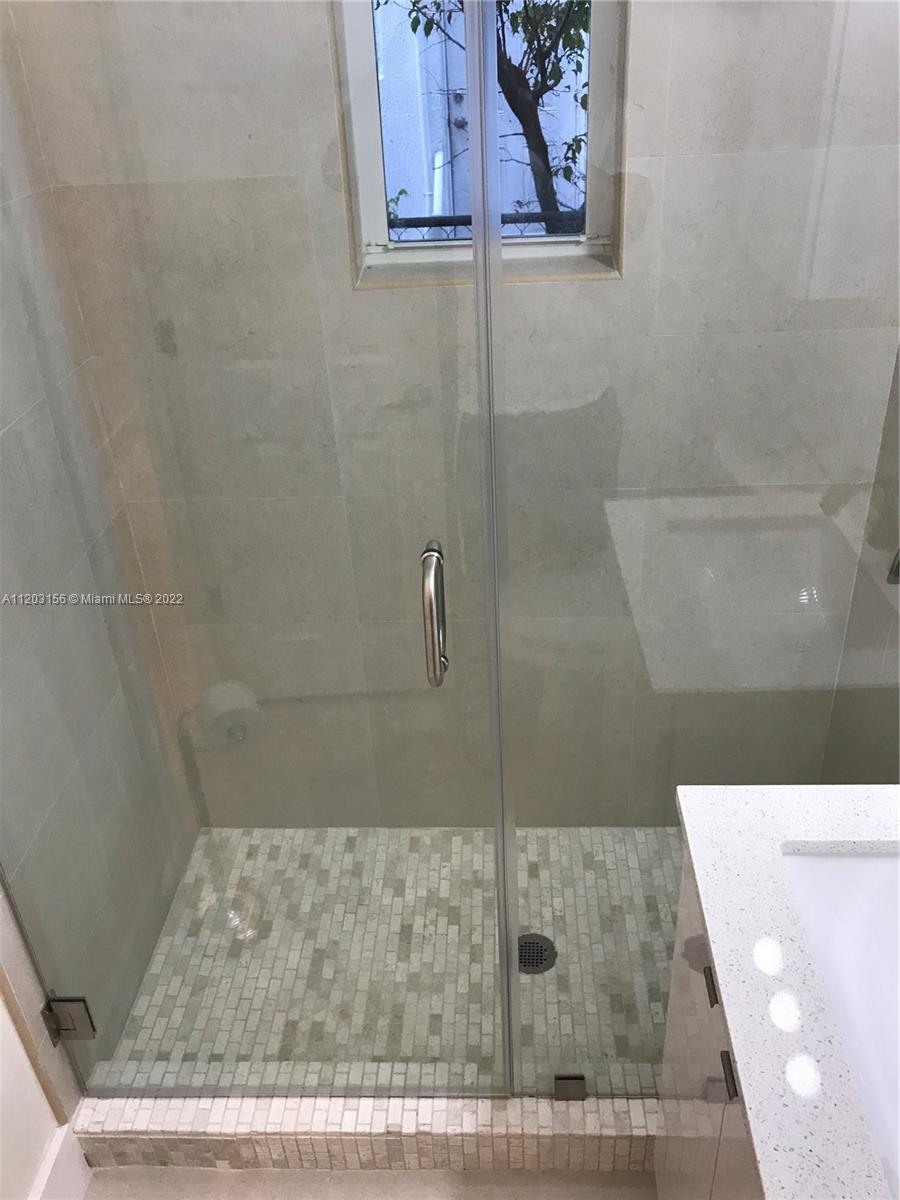 2170 Bay Dr # 18 Unit: 3-18