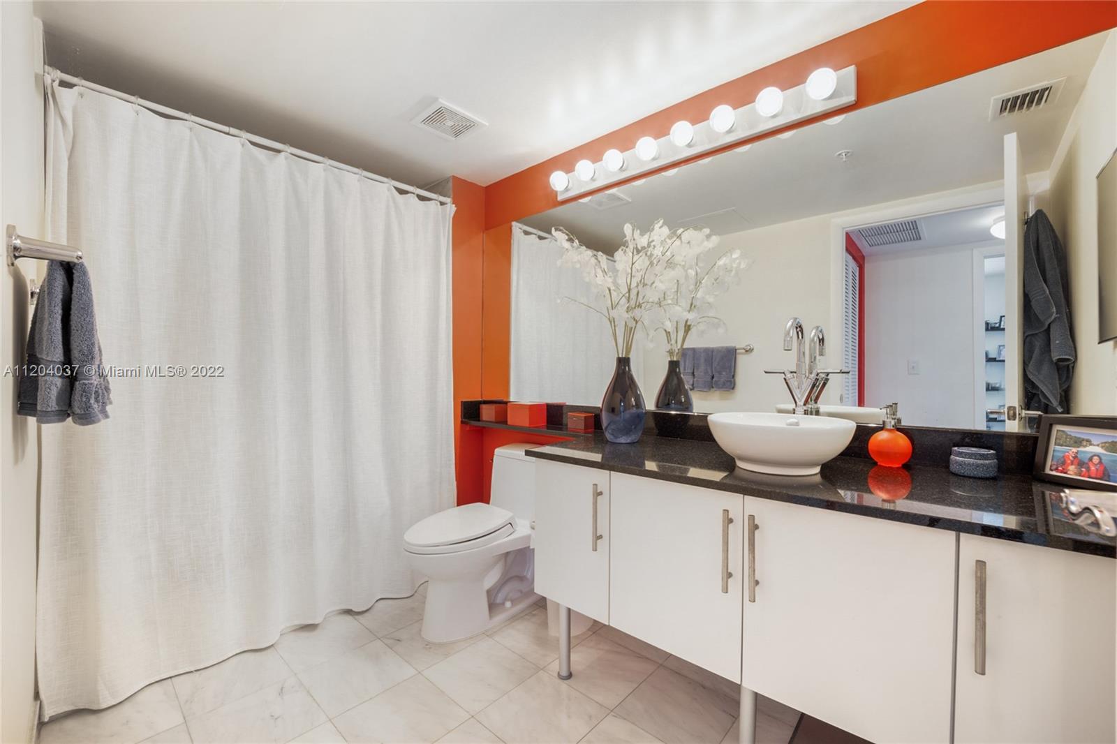 31 SE 5th St # 3007