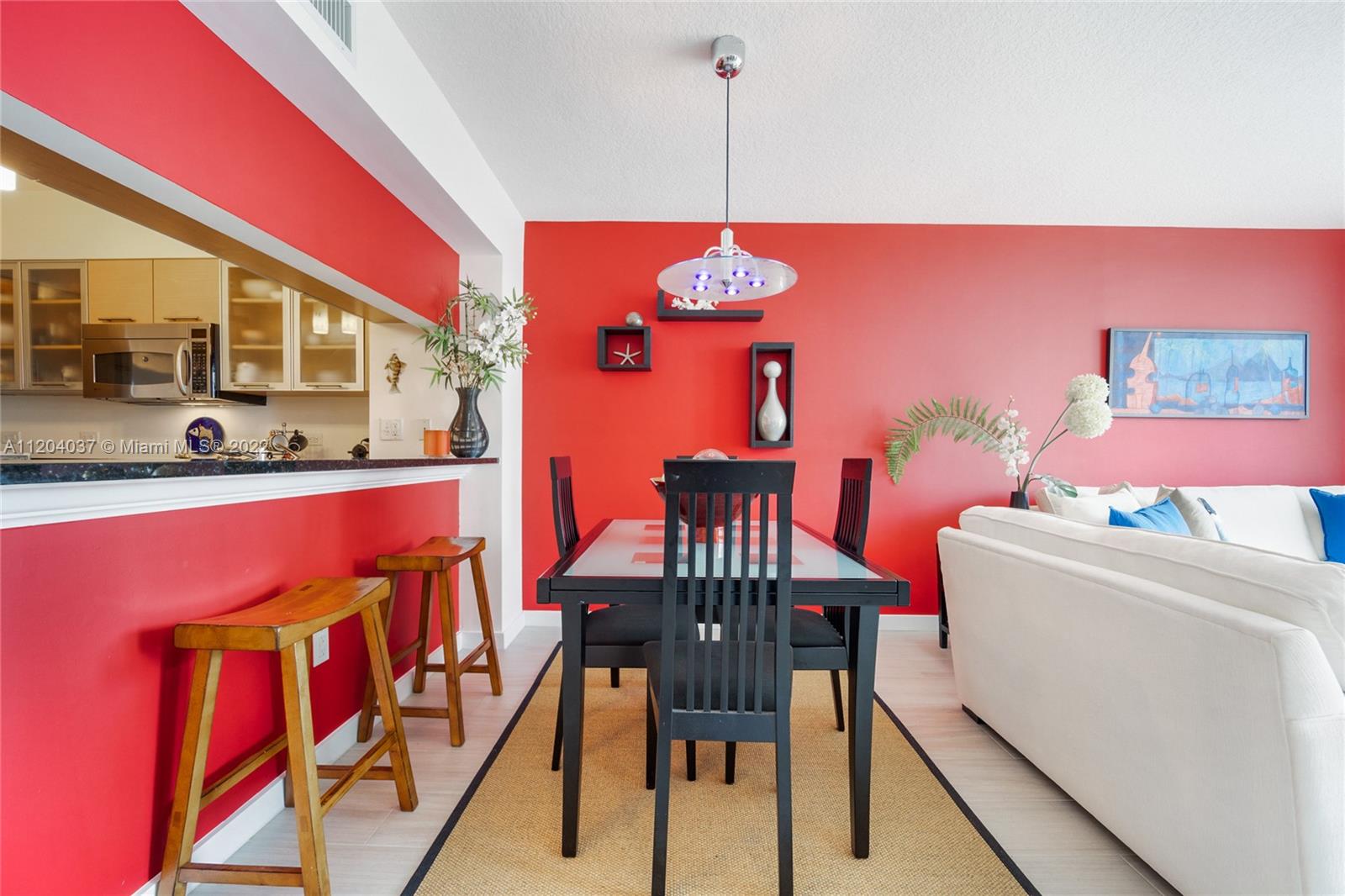 31 SE 5th St # 3007