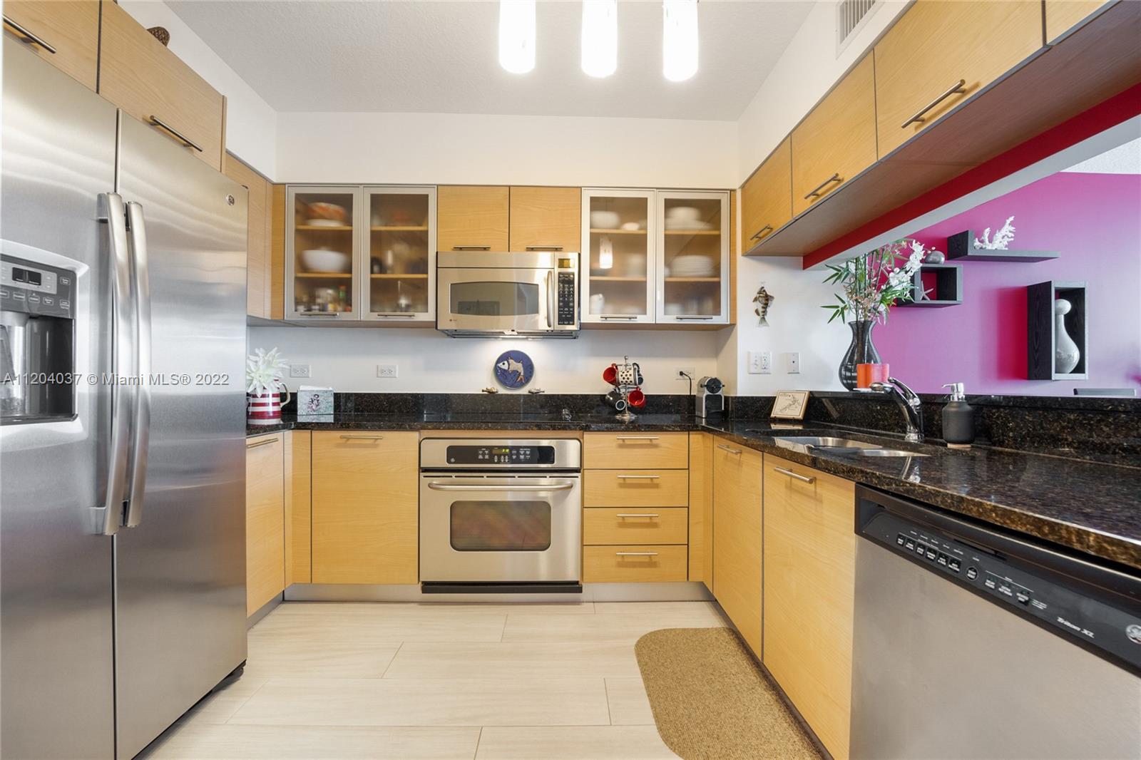31 SE 5th St # 3007
