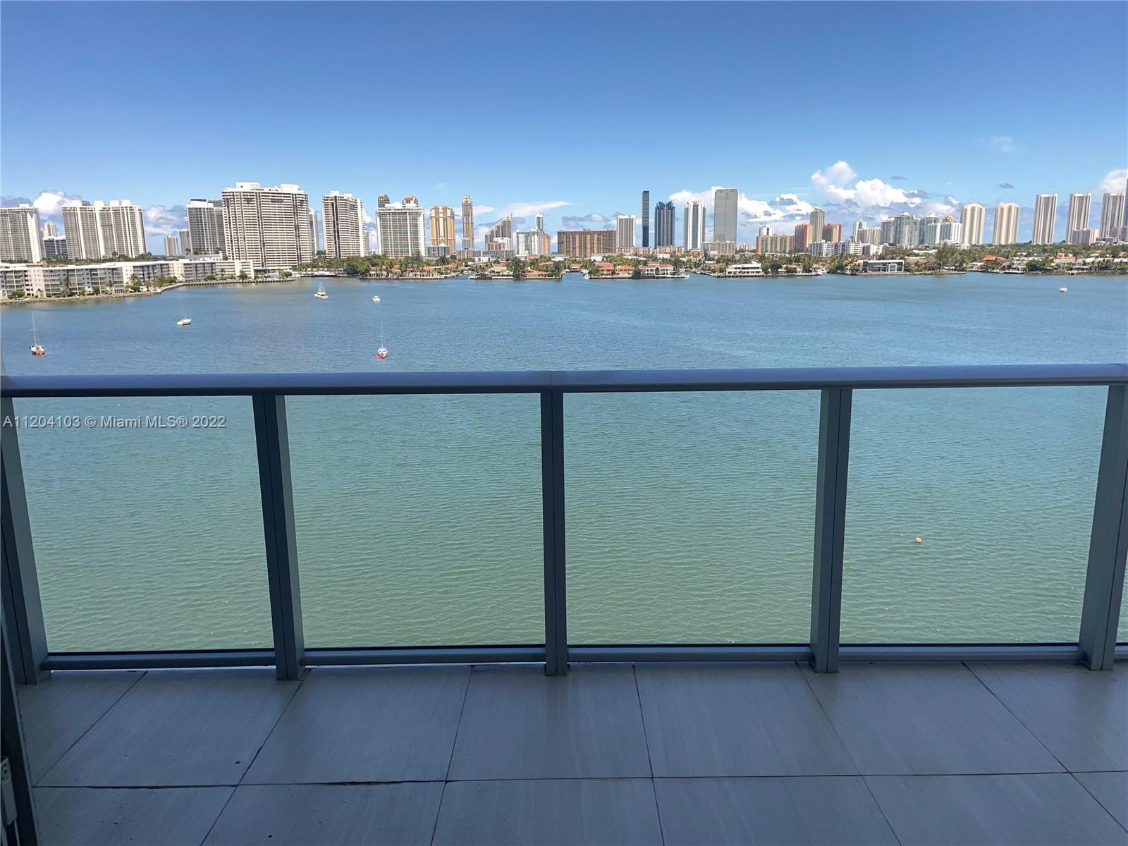 17301 Biscayne Blvd # 809