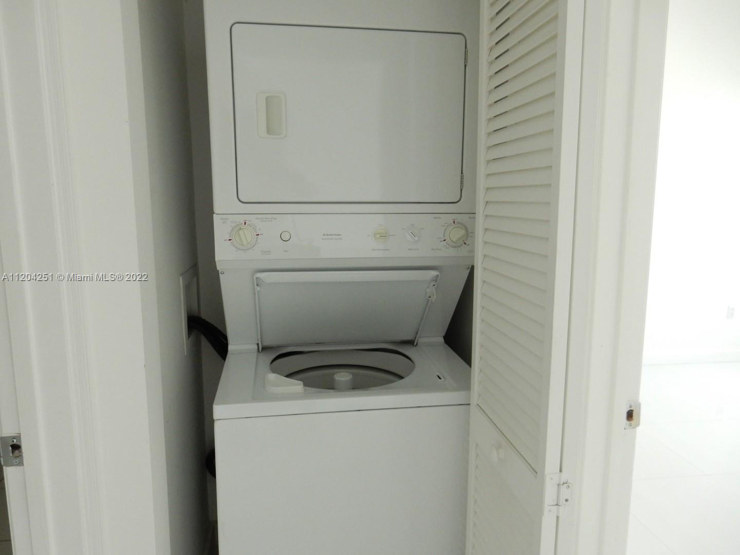 950 Brickell Bay Dr # 4508