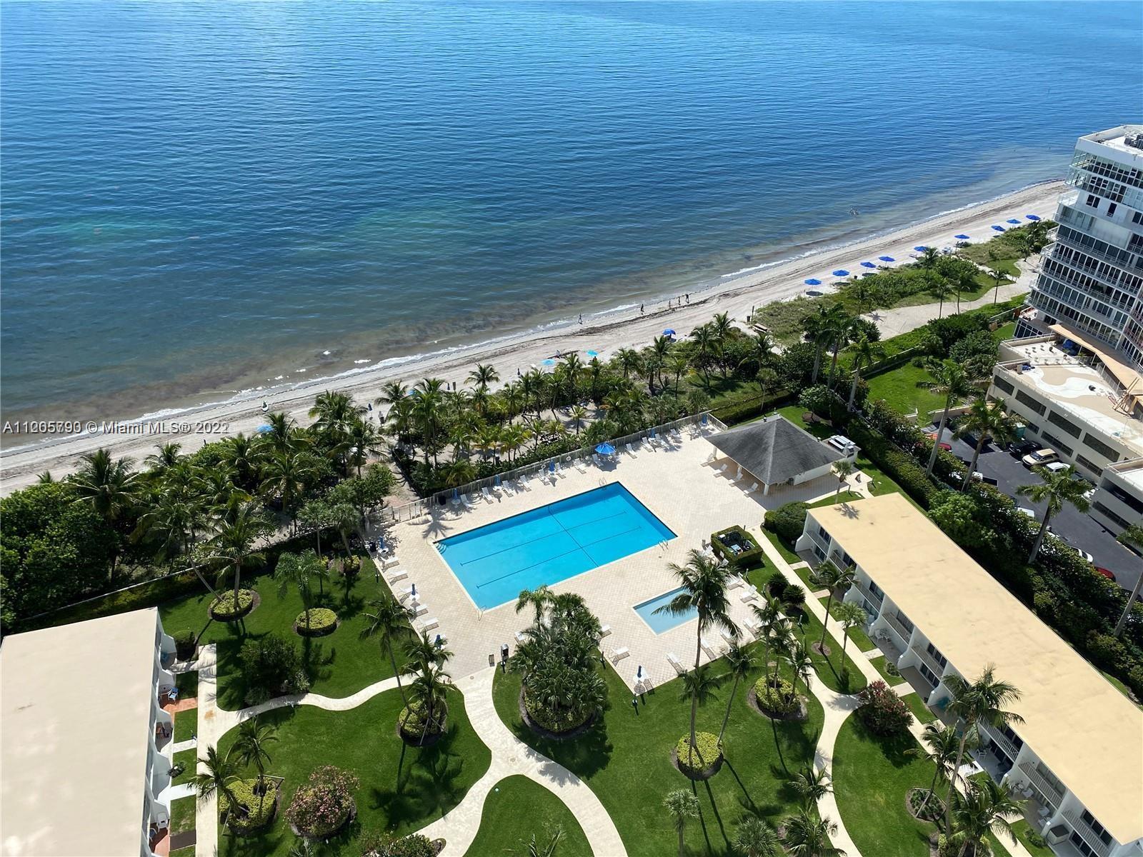 881 Ocean Dr # 22E