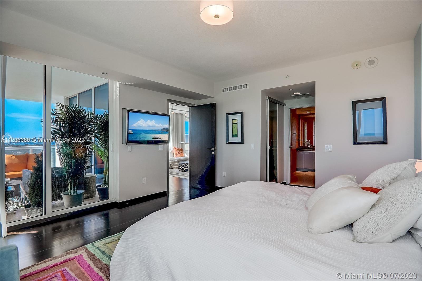 3801 Collins Ave # 1601
