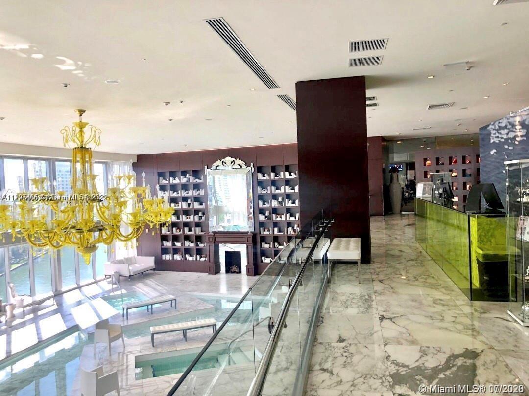 475 Brickell Ave # 2714