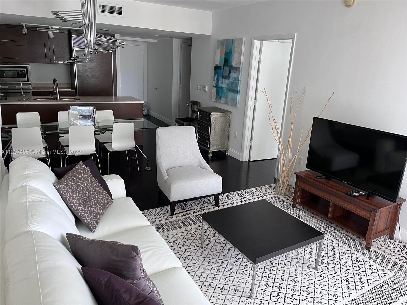 475 Brickell Ave # 2714