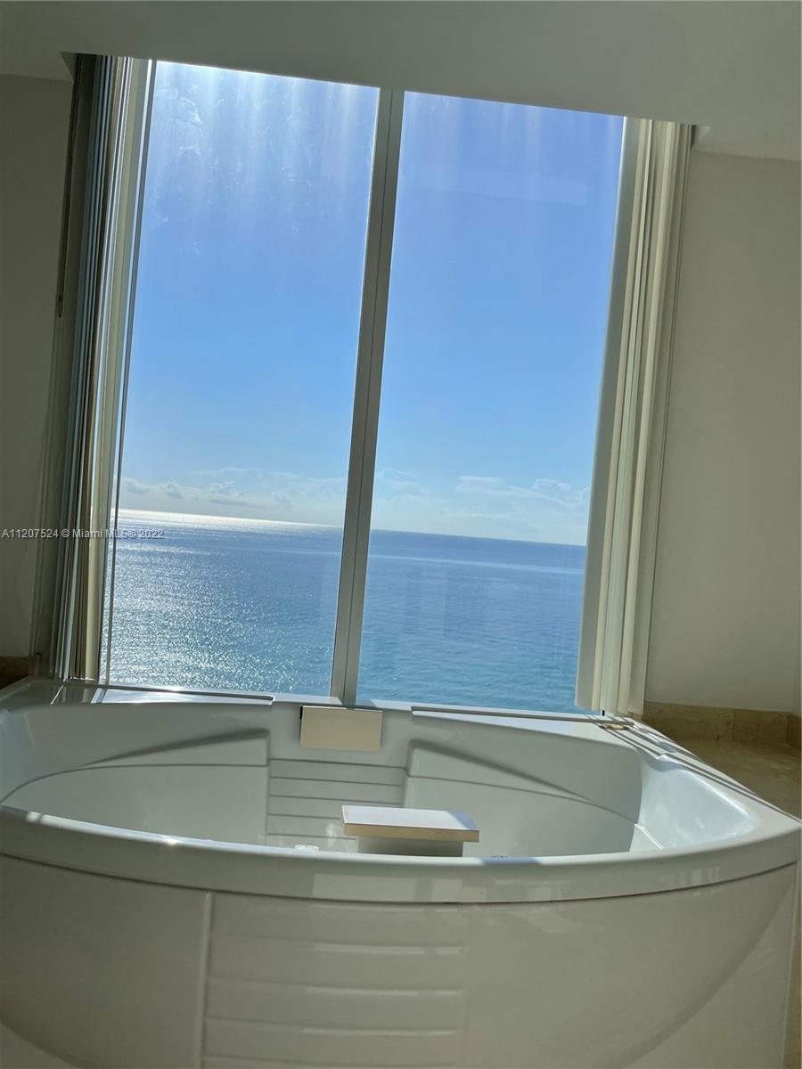 19111 Collins Ave # 1204
