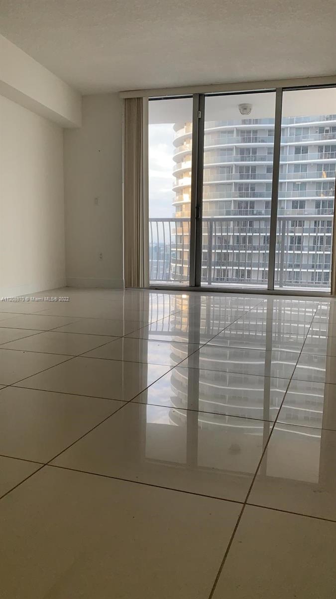 1750 N Bayshore Dr # 4507