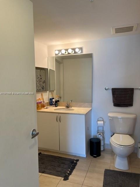 1750 N Bayshore Dr # 1812