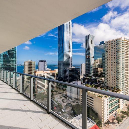 1300 S Miami Ave Unit: 2206