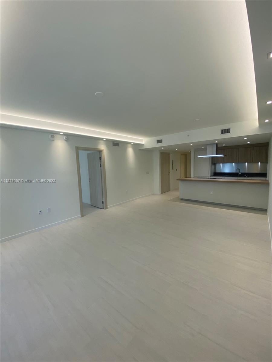 1000 Brickell Plaza # 2707