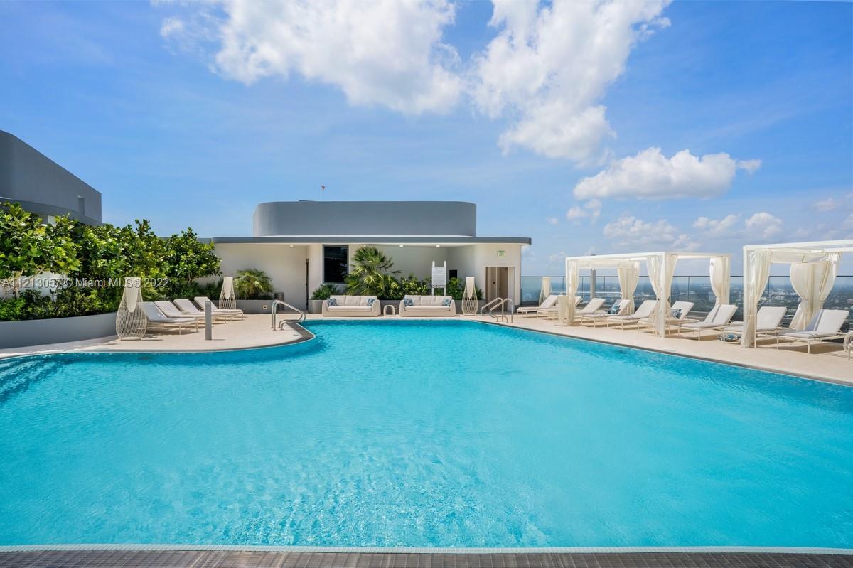 1000 Brickell Plaza # 2707