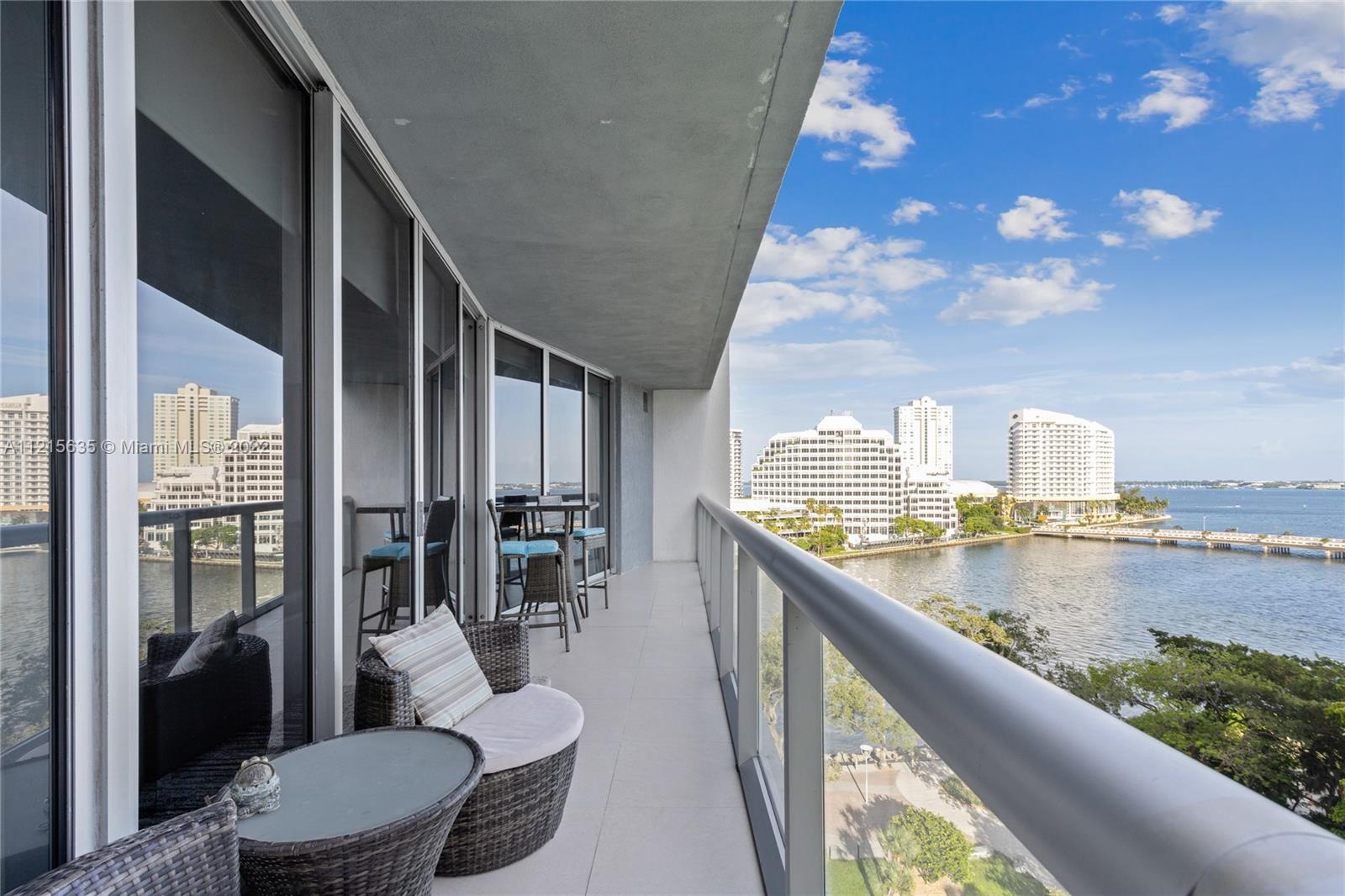 495 Brickell Ave # 905