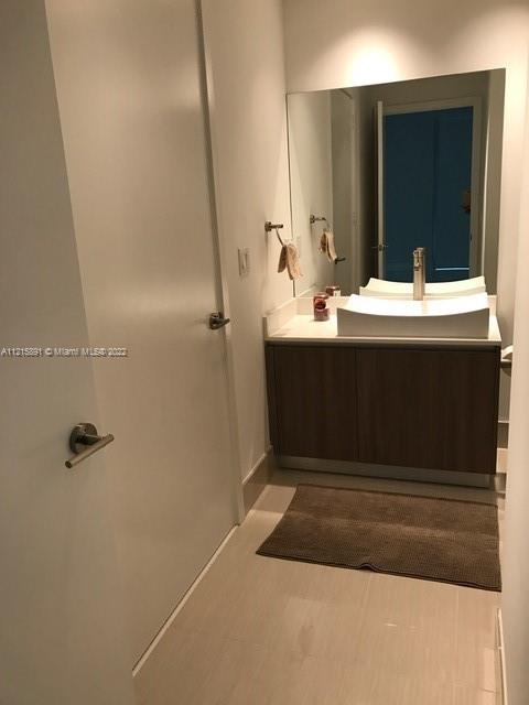 201 SW 17Rd. # 305