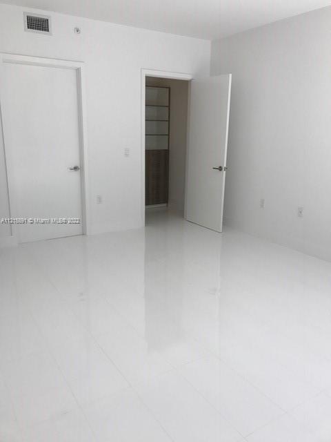 201 SW 17Rd. # 305