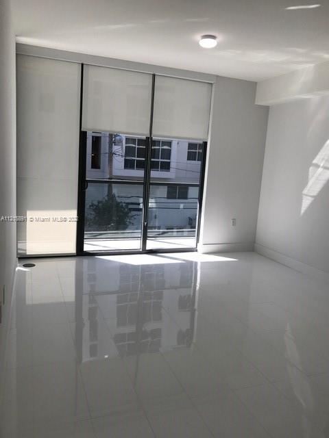 201 SW 17Rd. # 305