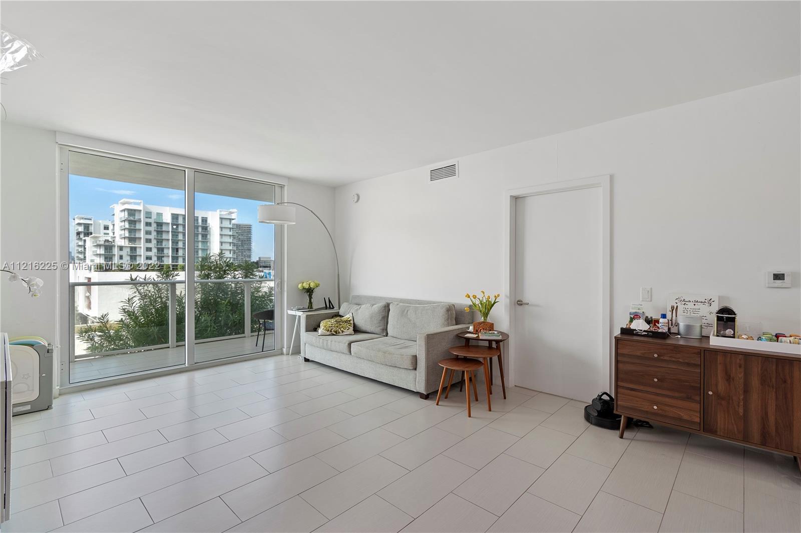4250 Biscayne Blvd # 817