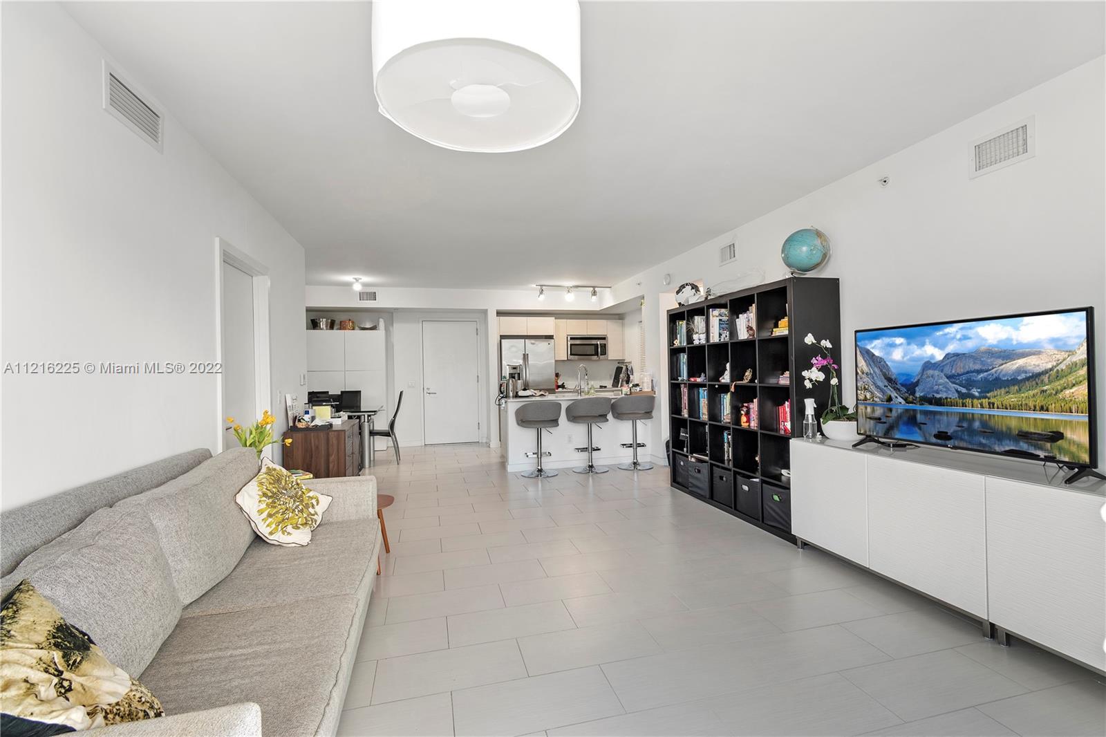 4250 Biscayne Blvd # 817
