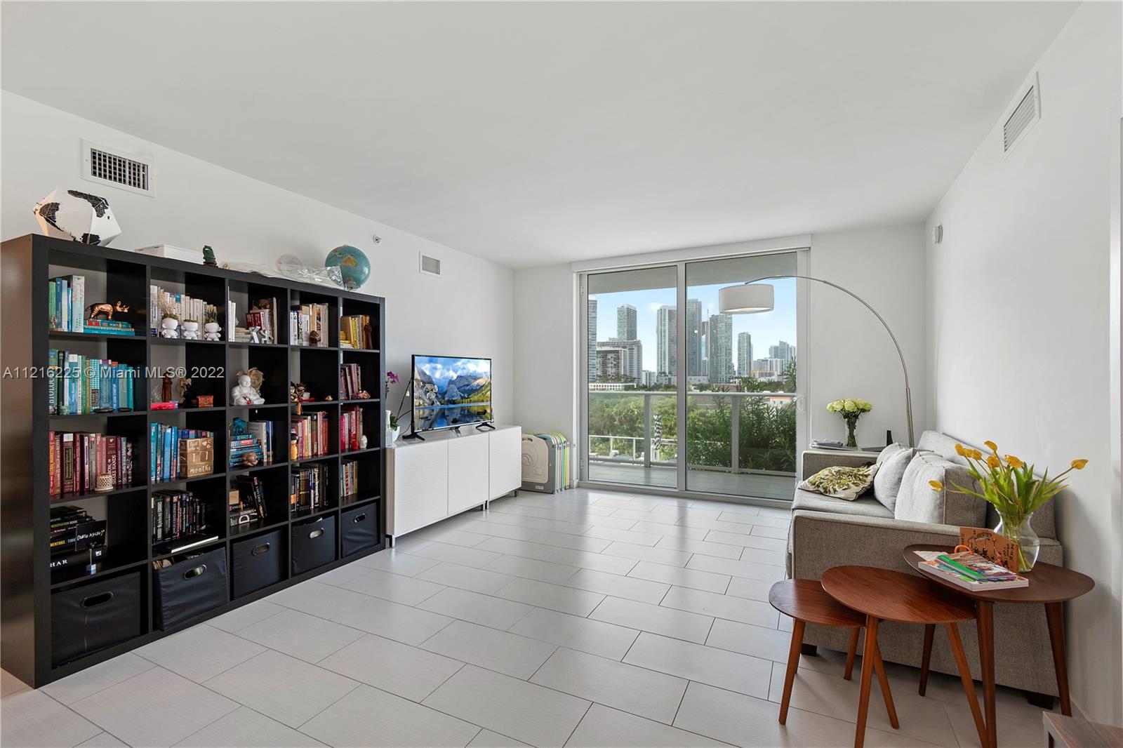 4250 Biscayne Blvd # 817