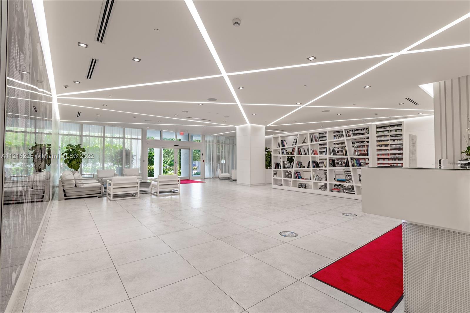 4250 Biscayne Blvd # 817