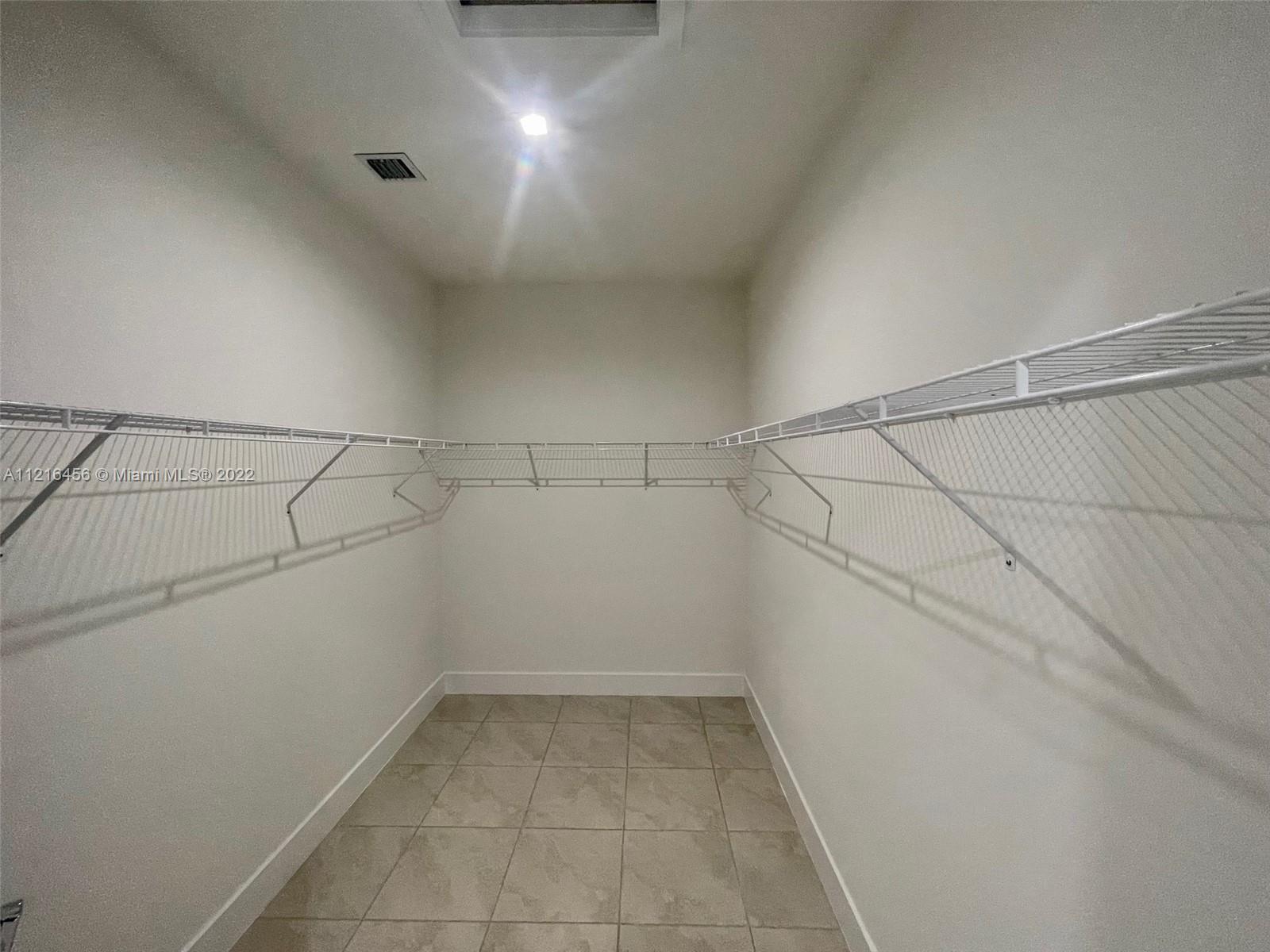 4422 NW 80th Ct