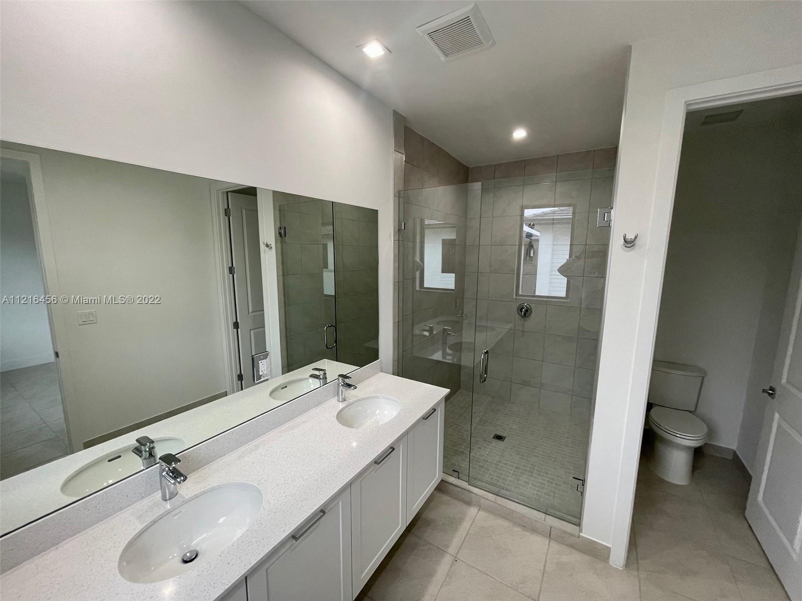 4422 NW 80th Ct