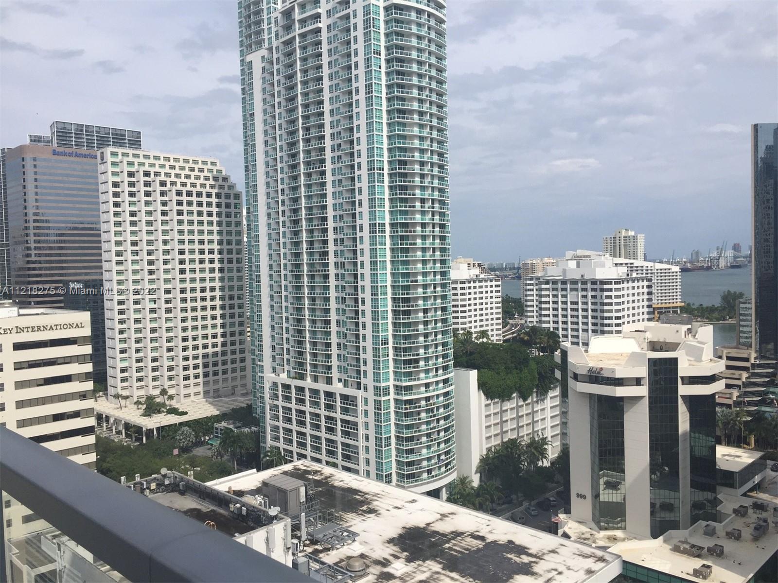 1050 BRICKELL AV # 2002