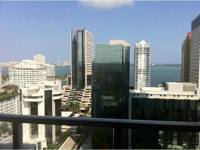 1050 BRICKELL AV # 2002