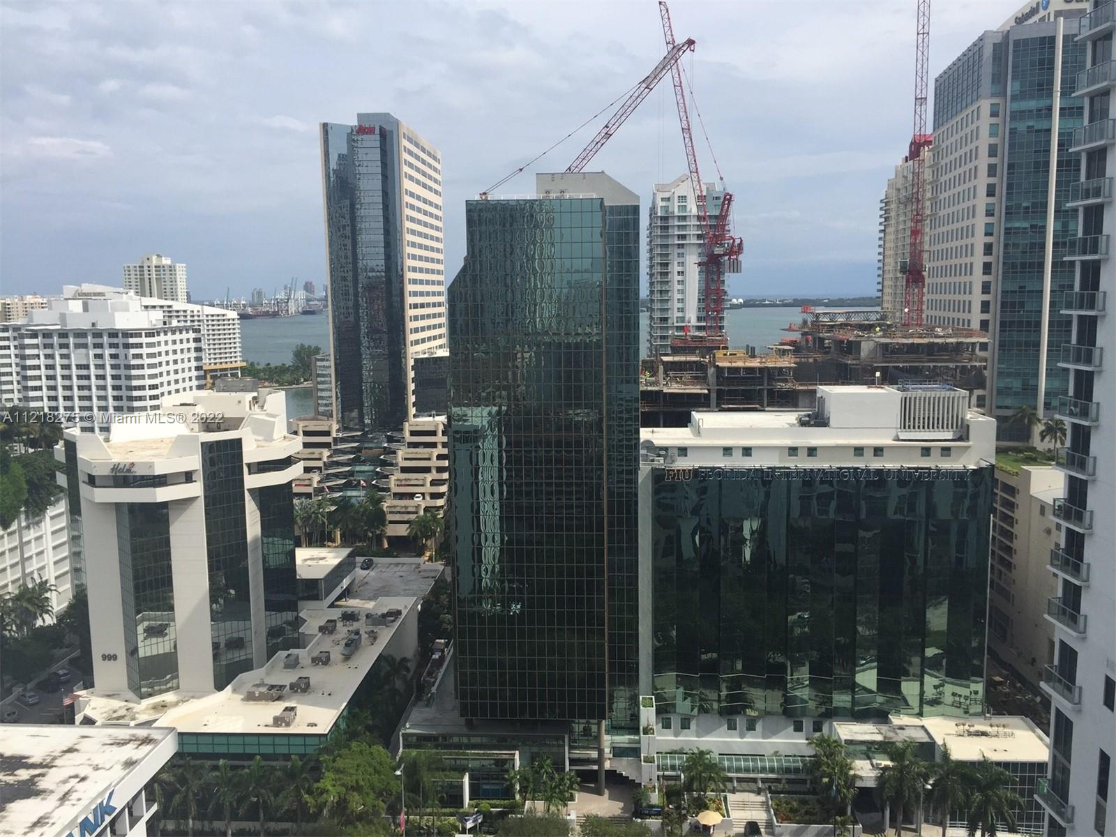 1050 BRICKELL AV # 2002