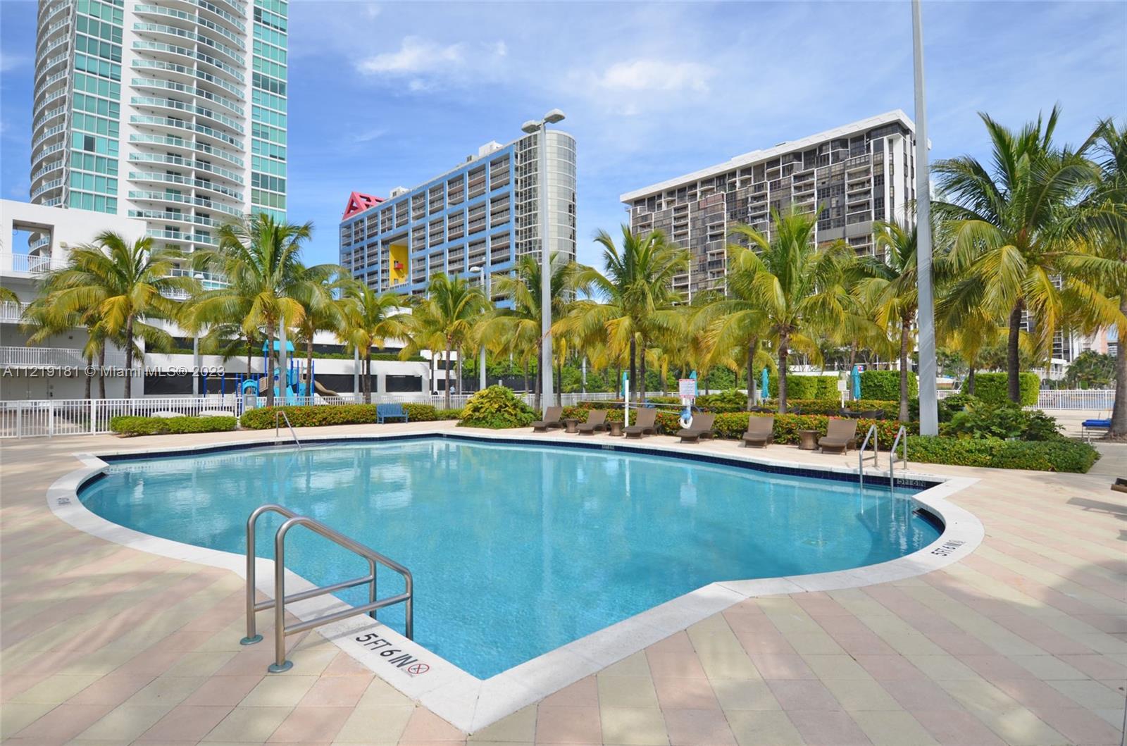 2101 Brickell Ave # 1401