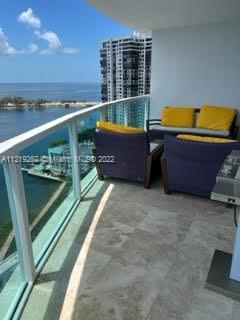2101 Brickell Ave # 1806