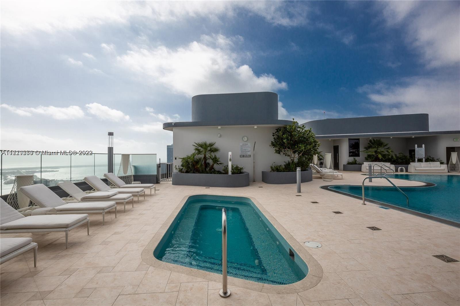 1000 Brickell Plaza # 2414