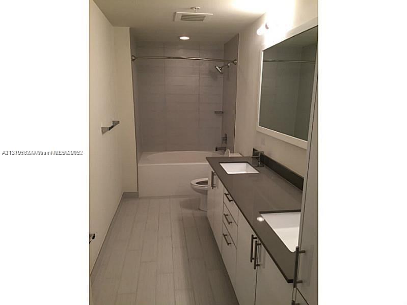 999 SW 1 AVENUE # 1507