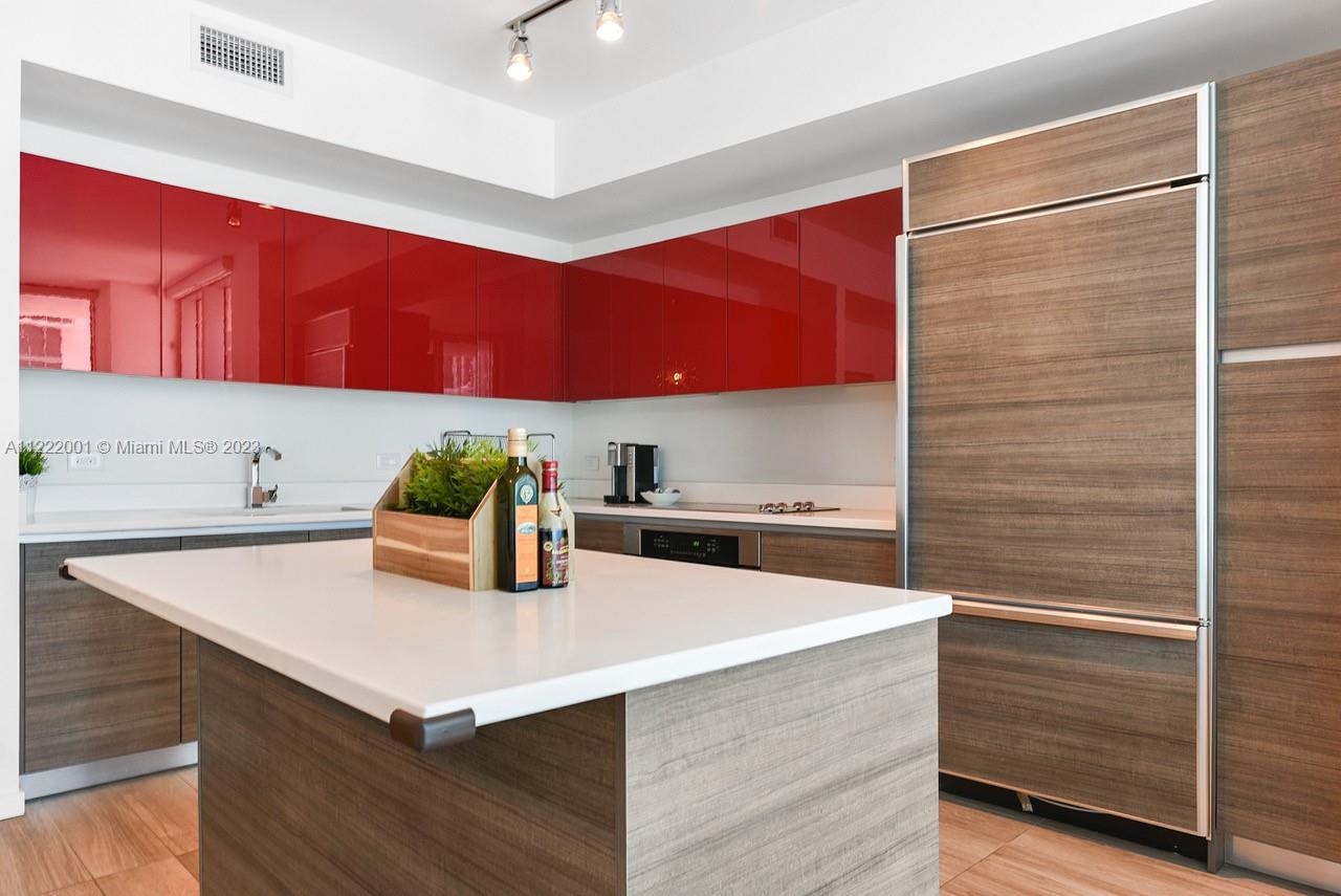 1100 S Miami Ave Unit: 1810