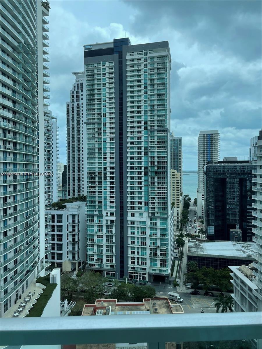 79 SW 12th St Unit: 2507-S