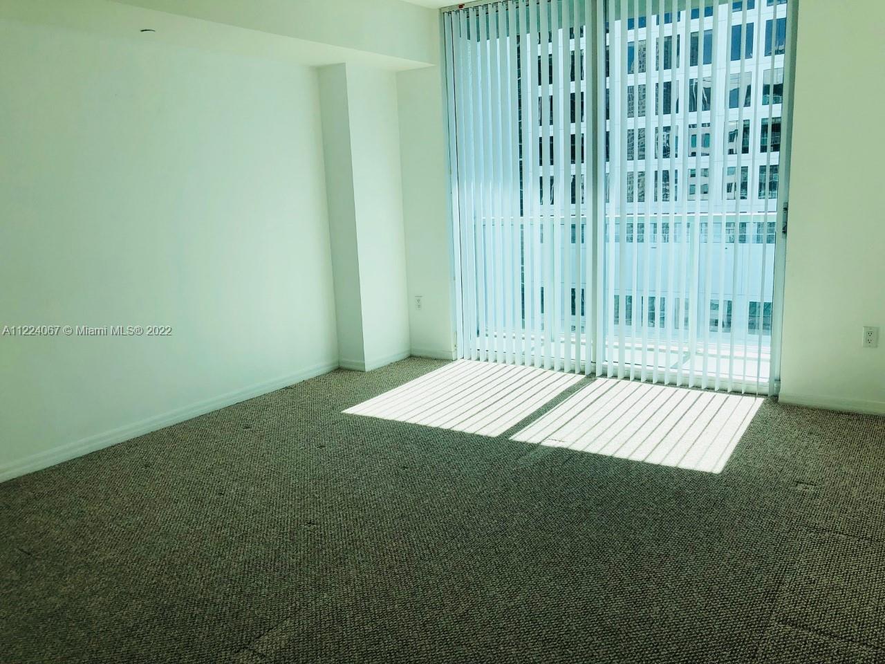 500 Brickell Ave # 3910