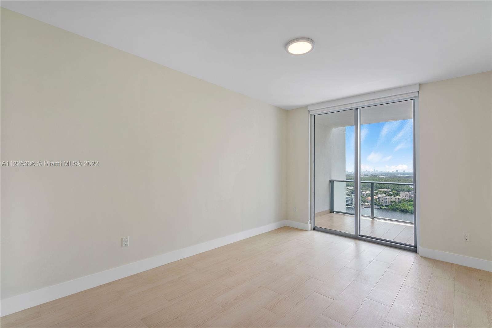 17111 Biscayne Blvd # 2304