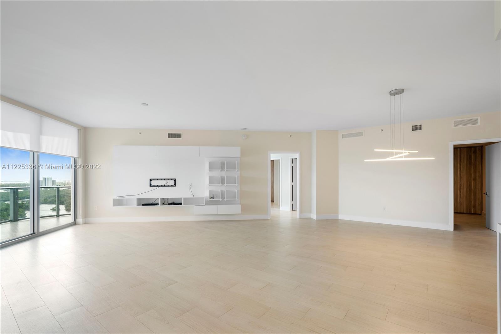 17111 Biscayne Blvd # 2304