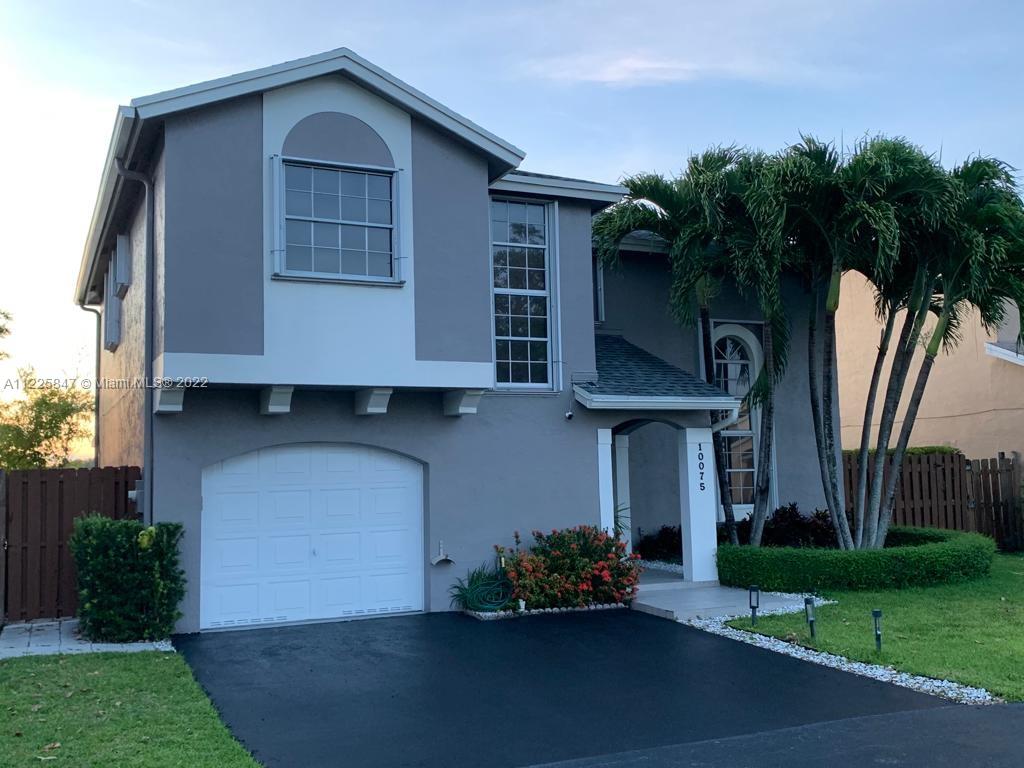 10075 NW 54th Ter