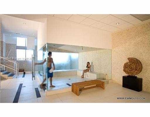 92 SW 3rd St # 4202