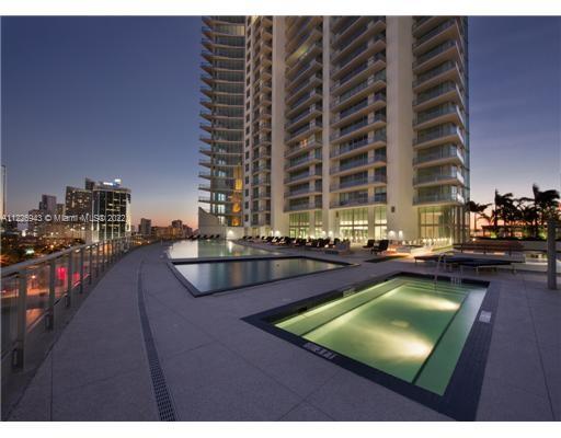 92 SW 3rd St # 4202