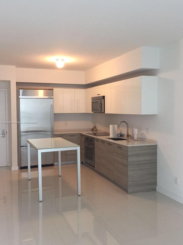 1300 Brickell Bay Dr # 603