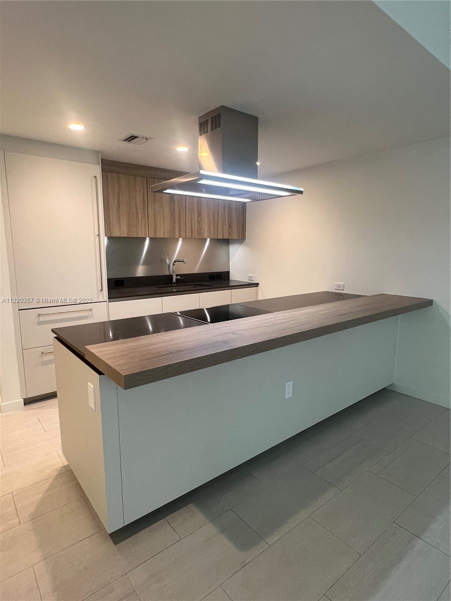 1000 Brickell Plaza # 1907