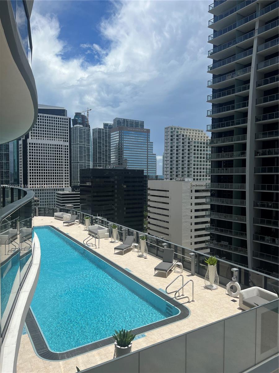 1000 Brickell Plaza # 1907