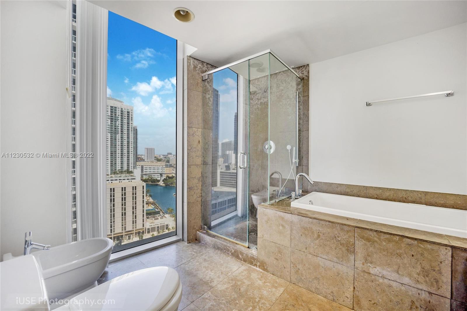 475 BRICKELL AVE # 2013