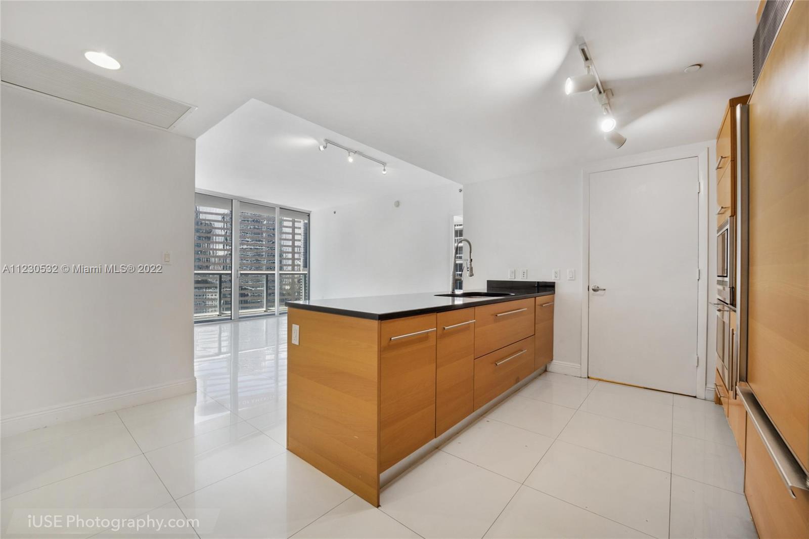 475 BRICKELL AVE # 2013