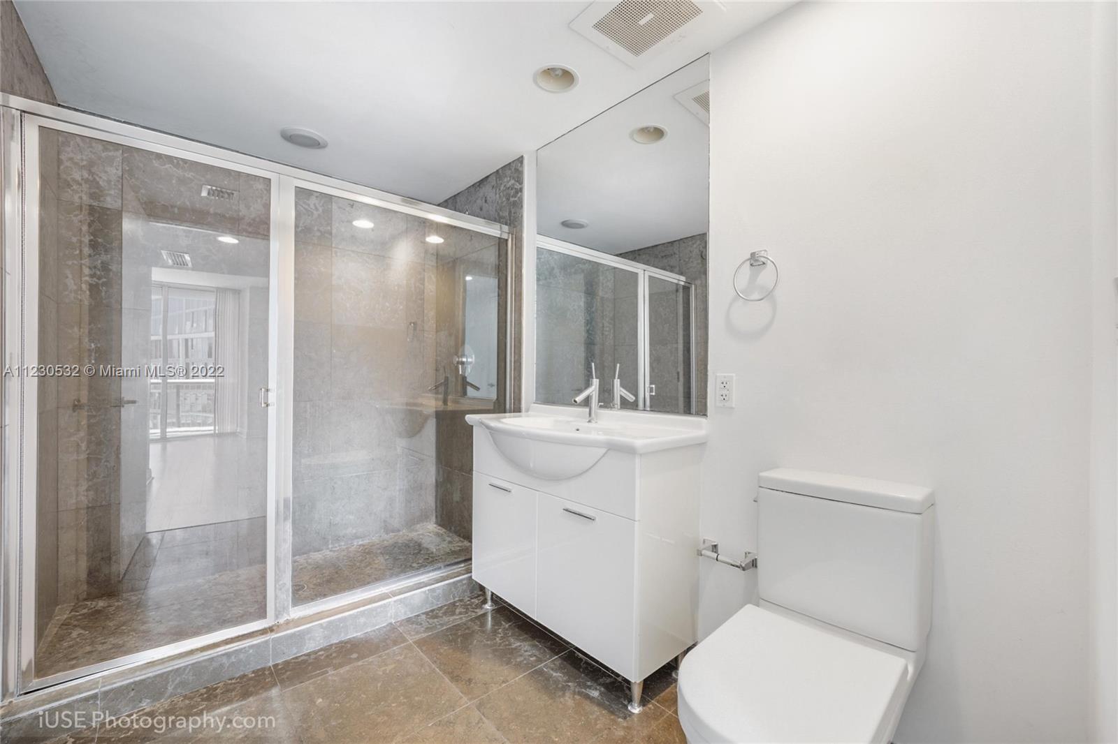 475 BRICKELL AVE # 2013