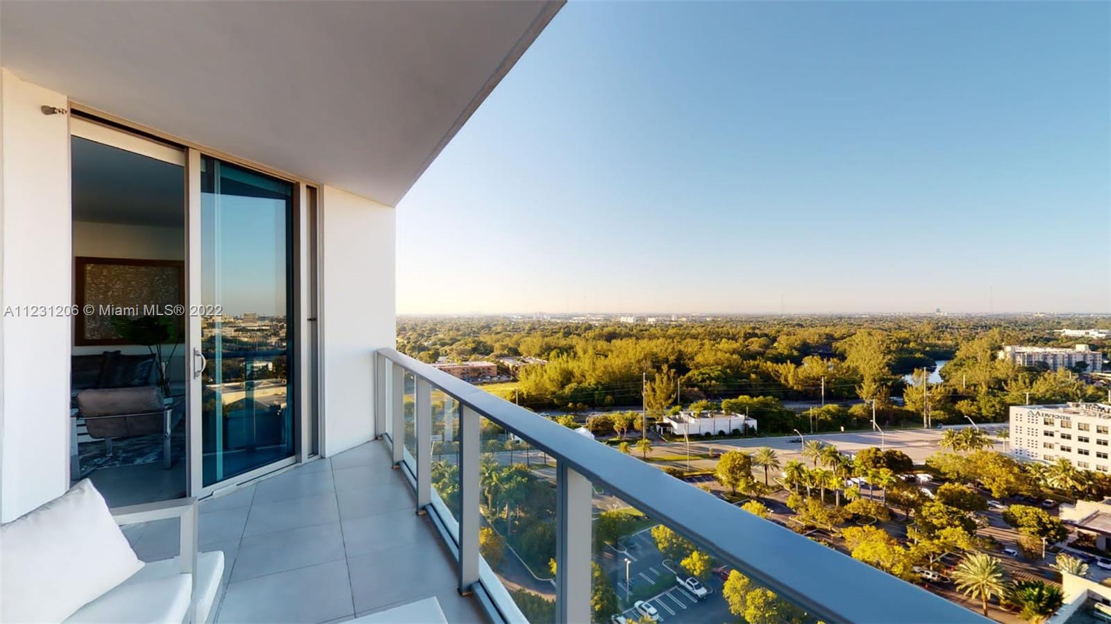 17301 Biscayne Blvd # 1906