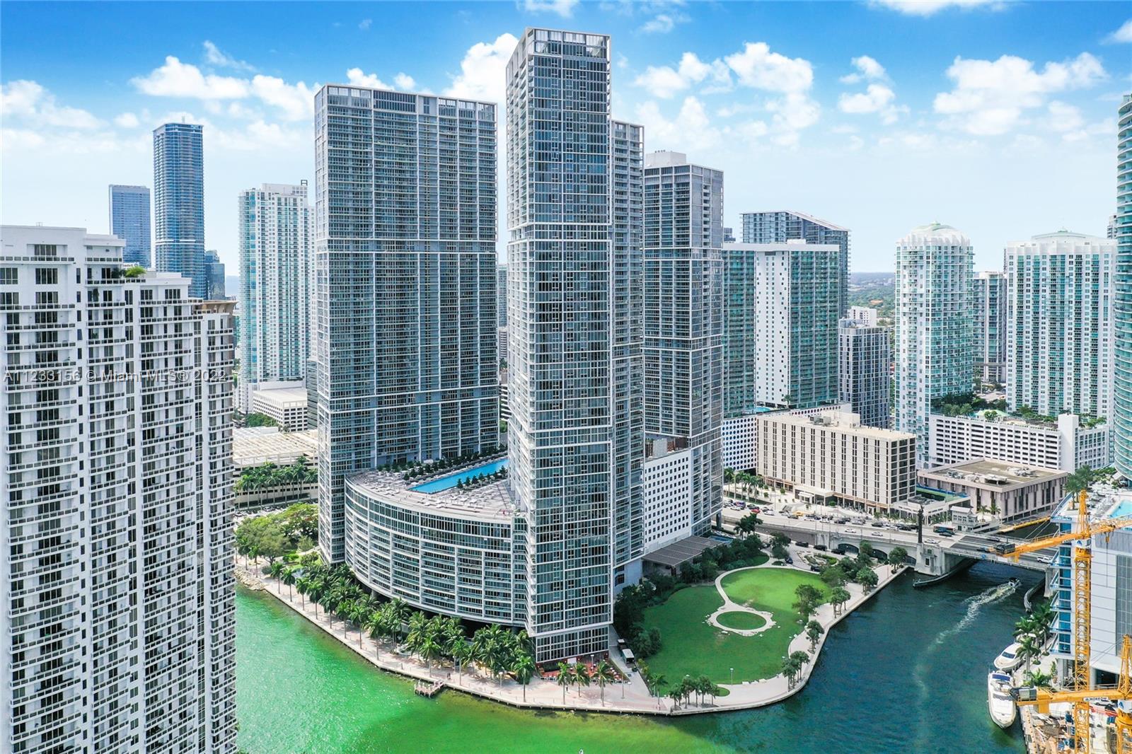 495 Brickell Ave # 5207