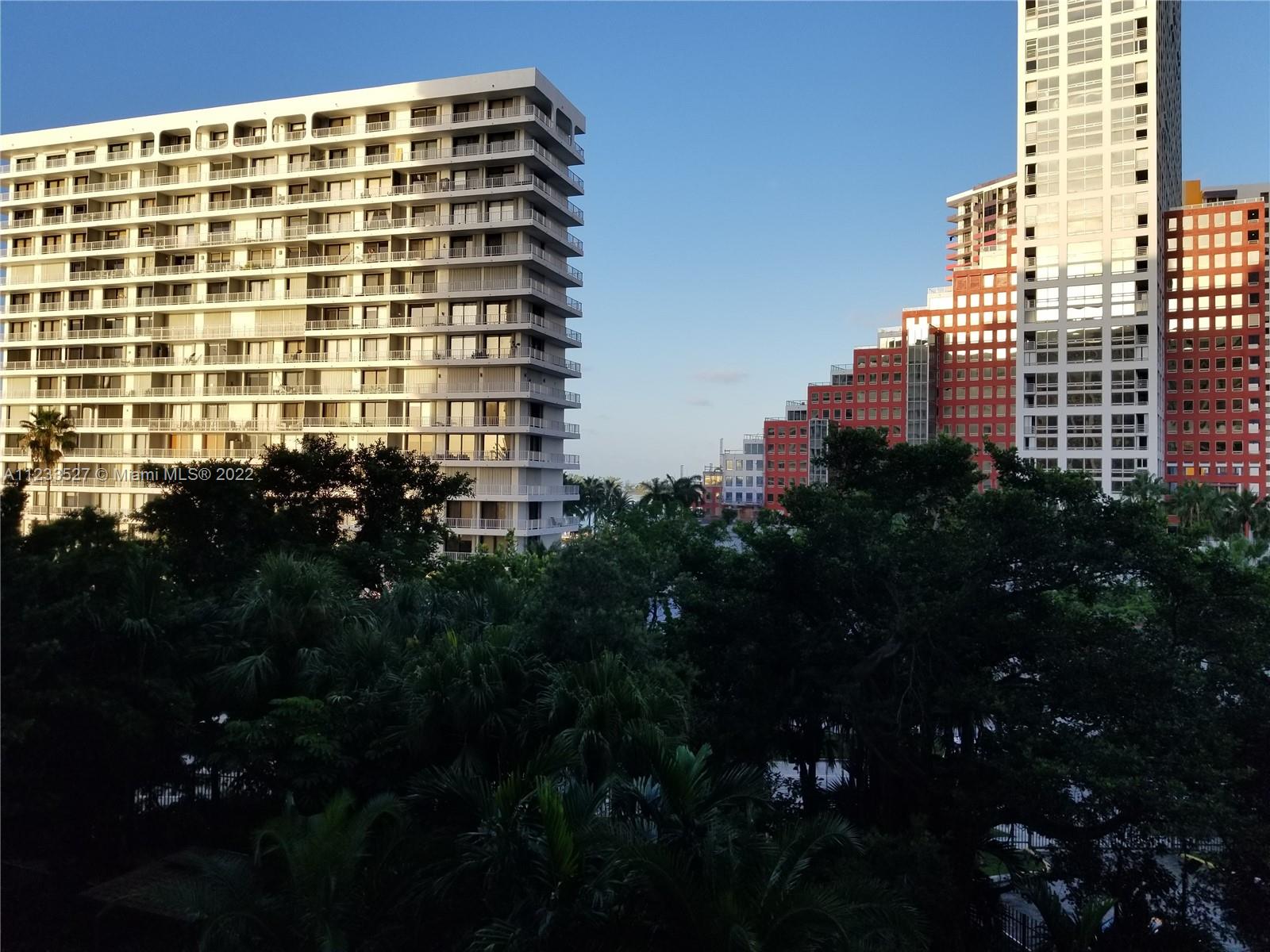 1450 BRICKELL BAY DR # 510